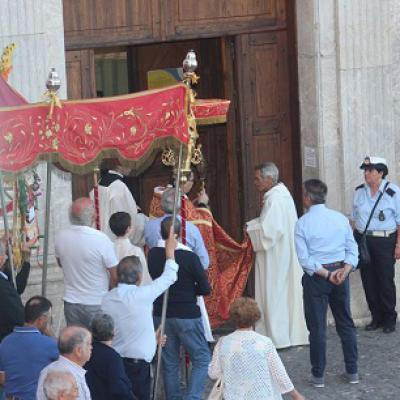 48 Messa In Piazza