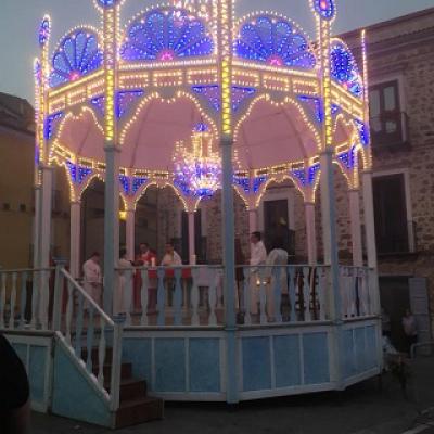 99 Messa In Piazza