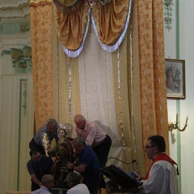 75 Reposizione Statua San Chirico